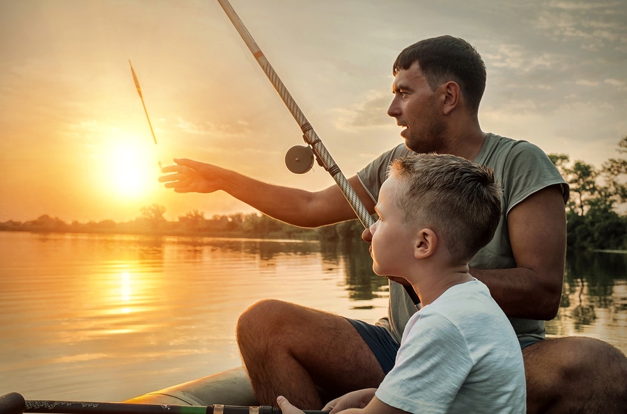 3 Amazing Reasons to Teach Your Kids to Fish | Beach Water Sports