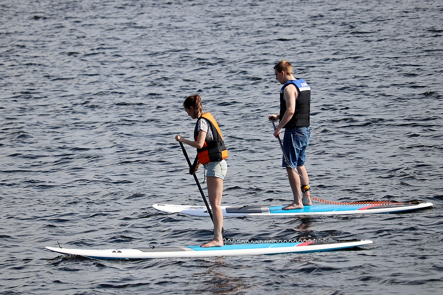 Items to Bring While Paddle Boarding